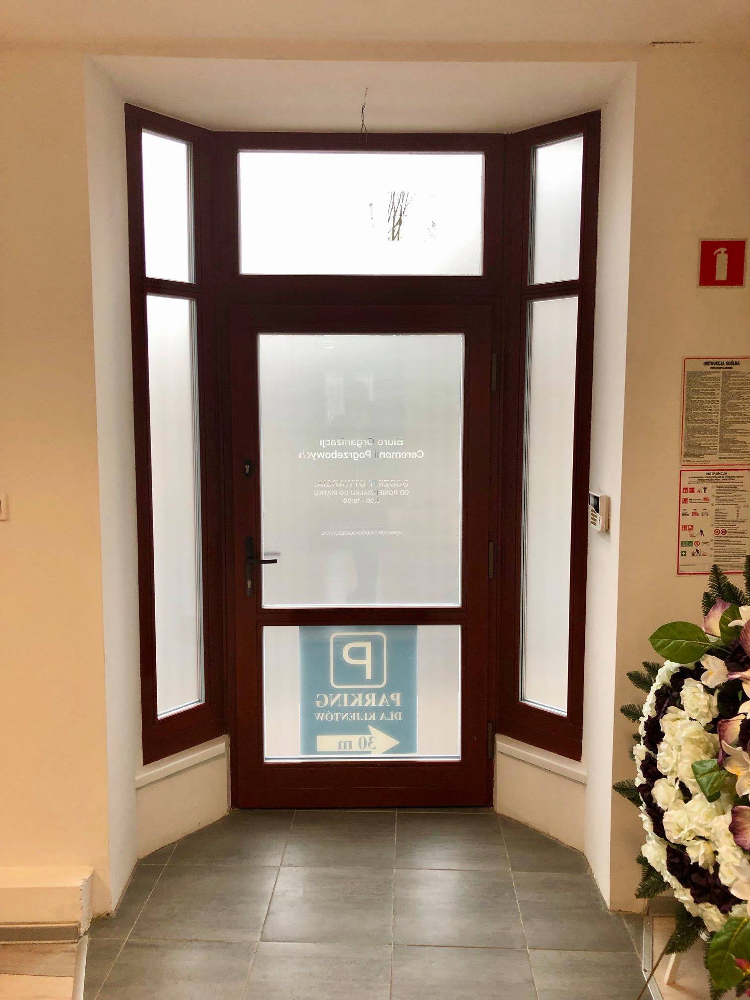 48392779_945537368984919_2920171727956738048_n