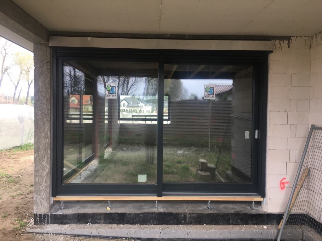 48403629_944185612453428_6743927171091267584_n