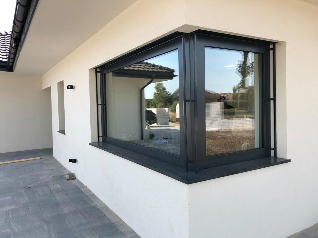 48405035_944185705786752_7608718398054203392_n